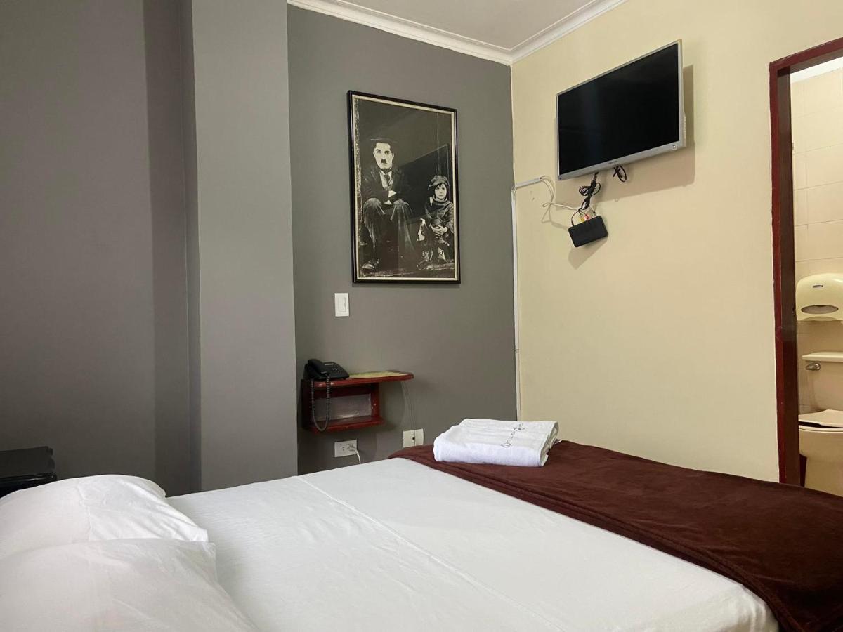 Hotel Caldas Plaza מראה חיצוני תמונה