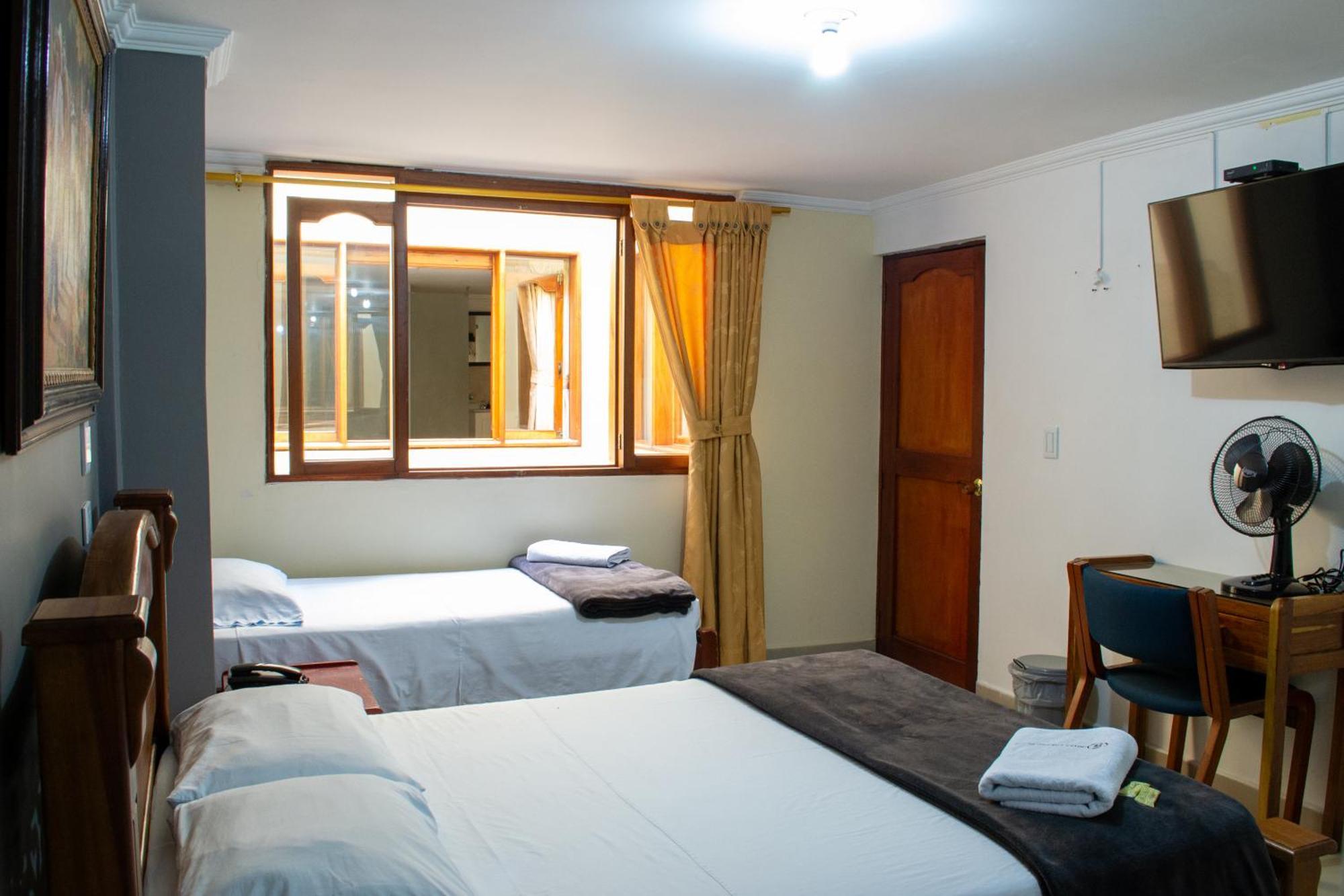 Hotel Caldas Plaza מראה חיצוני תמונה